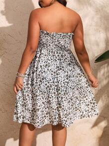 SHEIN Clasi 大码波西米亚风碎花印花露肩连衣裙，适合夏季