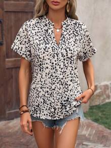 SHEIN LUNE Blusa De Manga Murciélago Con Cuello Muesca Y Estampado Completo - Multicolor - Ver 4