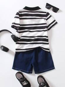 SHEIN Bộ áo sơ mi polo tay ngắn sọc phong cách đại học dành cho chàng trai trẻ và bộ quần short denim rộng, thoải mái & tươi mới, mùa xuân/hè - Nhiều màu - Xem 2