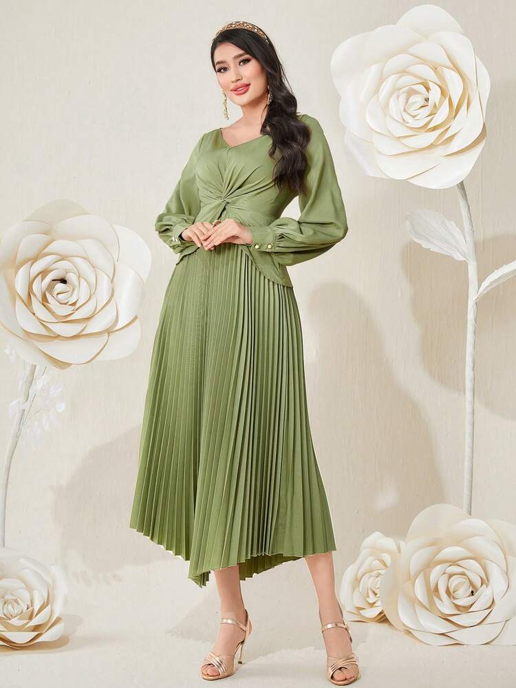 Women's Solid Color Twist Knot Detail Pleated Hem Dress