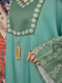 Al Najma Vestido Para Mujeres Con Mangas De Murciélago Y Retales Florales - Verde - Ver 7