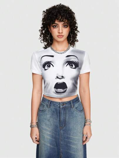 Street Life T-shirt Court Moulant Sexy De Streetwear Avant-gardiste Avec Impression De Portrait
