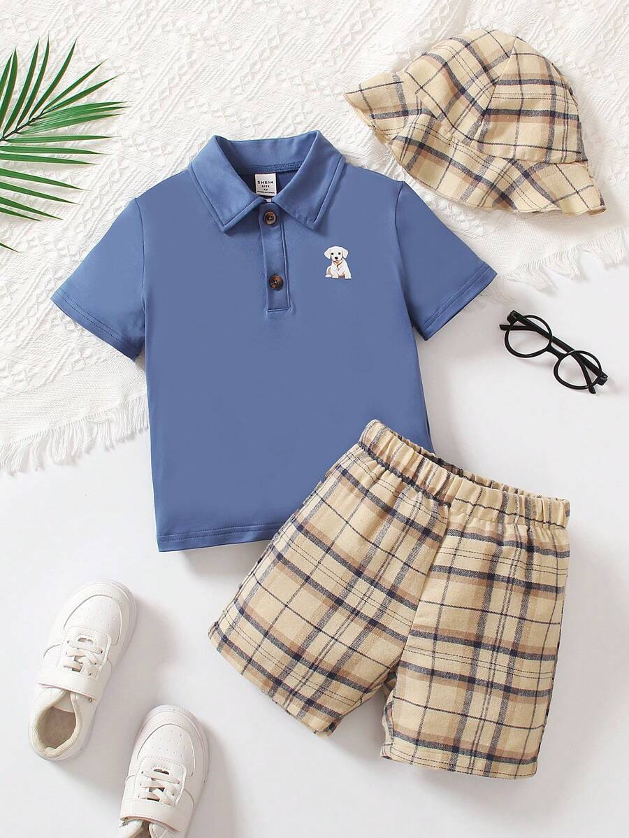 SHEIN 年轻男孩运动 Polo 衫和格子图案短裤套装（带渔夫帽），2 件套，适合夏季 - 藍色 - 查看 1