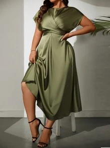 SHEIN Clasi Đầm dây chéo lưng màu trơn cỡ lớn cho nữ - xanh quân đội - Xem 1