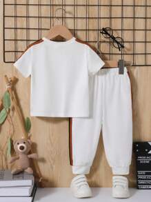 SHEIN 嬰兒男寶寶顏色拼接圓領套頭衫和休閒短褲套裝 - 白色 - 查看 2