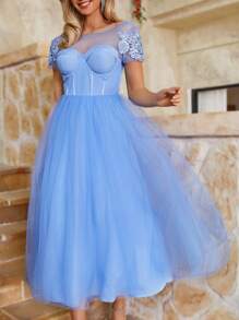 SHEIN Belle 贴花设计、宽下摆、透视设计、罩杯结构女士鸡尾酒会礼服 - 淺藍色 - 查看 5