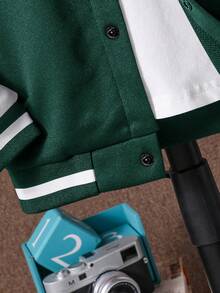 SHEIN 2入組/套青少年男孩對比色運動棒球夾克和褲裝套裝 - 軍綠色 - 查看 8