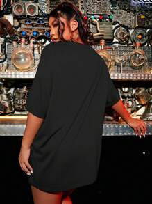 Calvaya Plus Sun & Letter Graphic Tee - Black - View 2