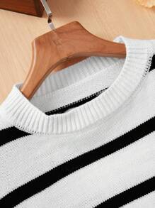 SHEIN Thiếu niên Cô gái Lỏng lẻo Phù hợp Vòng cổ Sọc Áo chui đầu Áo len Với Tương phản Màu sắc - Đen và trắng - Xem 3