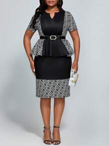 SHEIN Lady Conjunto De 2 Piezas De Talla Grande Para Mujer Con Ajuste Delgado Con Estampado Geométrico Y Remiendo