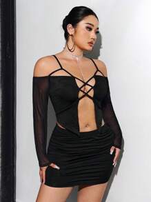 SHEIN ICON Ensemble top à épaules dénudées ajouré unie et jupe plissée grande taille - Noir - Voir 4