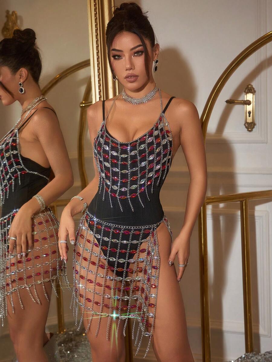 SHEIN Unity 1 件女式水鑽鏈條掛脖背心和 1 件側開衩半身裙套裝