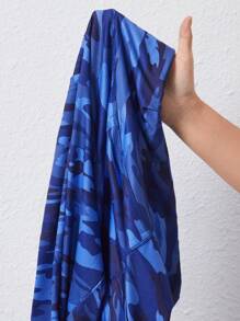 SHEIN LUNE Plus Size Women's Camouflage Printed Capri Leggings For Summer - Royal Blue - View 6