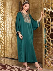 Al Najma Women'S Loose Fit Casual Dress With Embroidery Details And Slit Neckline Kaftan Jalabiya Dress - Dark Green - View 3