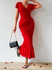 SHEIN Privé 情人节浪漫红色女士荷叶边装饰紧身连衣裙 - 紅色 - 查看 5