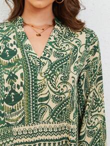 Women V-Neck Allover Print Lantern Sleeve Mid-Length Dress - Green - View 5