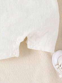 SHEIN 男婴马球领休闲短袖恐龙印花连体衣 - 白色 - 查看 6