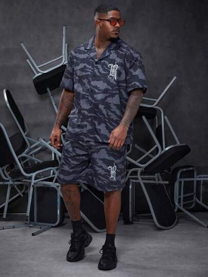 Manfinity LEGND Herr Plus Lös passform Mixade Mönster Kort Ärm Skjorta Och Shorts Set