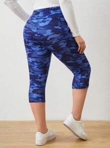 SHEIN LUNE Plus Size Women's Camouflage Printed Capri Leggings For Summer - Royal Blue - View 2