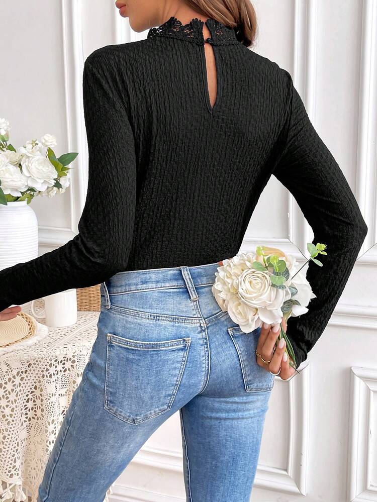 Women's Texture Jacquard Black Lace Splicing Slim Fit T-Shirt Winter Casual