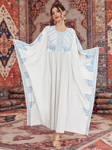 Al Najma Women's Loose Fit Kaftan With Contrasting Colors & Printed Round Neckline - Mint Blue - View 3