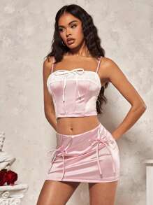 SHEIN BAE Conjunto De Camiseta Sin Mangas Con Tirantes Con Lazo De Bloque De Color Romántico Y Falda De Cintura Baja Para El Día De San Valentín, Para Mujeres
