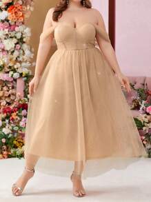 SHEIN Belle 加大size女性用胸衣款式露肩細肩帶晚禮服,印花金銀網布面料 - 杏色 - 查看 6