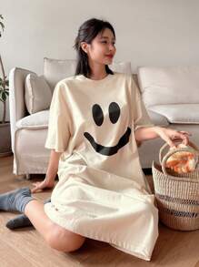DAZY Bộ đồ ngủ in biểu tượng cảm xúc thiết kế đơn giản - trắng - Xem 3