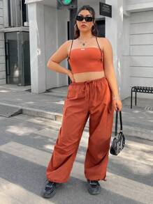 SHEIN EZwear CURVE 女士加大碼連身工裝褲,帶有字母補丁上衣和錐形褲管 - 鏽棕色 - 查看 3