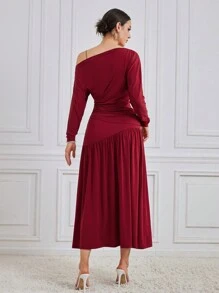 Modelyn 勃艮第红女士纯色不对称领口褶皱上衣和裙子套装 2 件套 - 酒紅色 - 查看 2