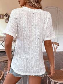 Breezaya 女士空心刺繡分裂t恤 - 白色 - 查看 2