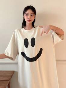 DAZY Bộ đồ ngủ in biểu tượng cảm xúc thiết kế đơn giản - trắng - Xem 5