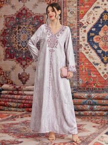 Al Najma 女士植物刺绣长袖阿拉伯连衣裙 - 彩色 - 查看 5