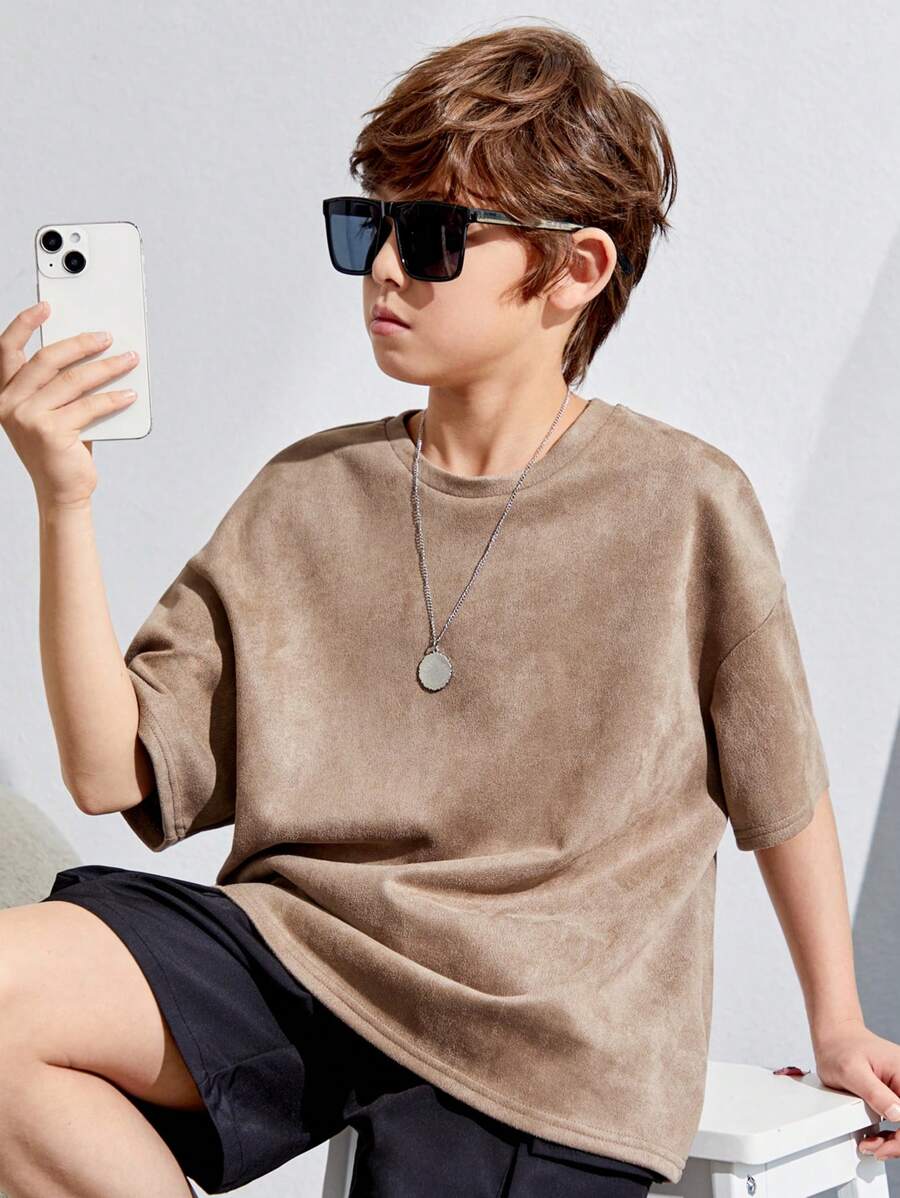 SHEIN Tween Boy Loose Fit Solid Color Suede T-Shirt - Grey - View 1