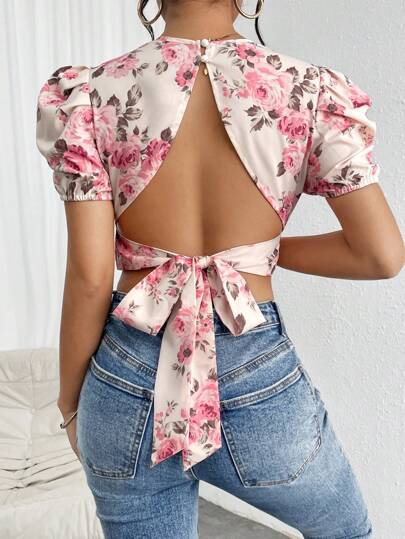 Firerie Blusa corta con mangas abullonadas, estampado floral y detalle de lazo en la espalda, Blusas de manga corta para mujer