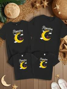SHEIN LUNE Kaos Hitam Wanita dengan Slogan Berkat Desain Festival dan Bulan - Hitam - View 1