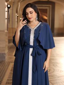 Layrah 大码水钻装饰拼布斗篷袖 Jalabiya 连衣裙，配编织腰带，优雅奢华晚会风格 - 藍色 - 查看 3