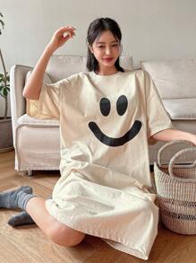 DAZY Bộ đồ ngủ in biểu tượng cảm xúc thiết kế đơn giản - trắng - Xem 6