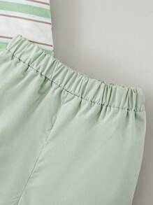 SHEIN Set de 2 piezas: body a rayas de bloques de color y pantalones cortos lisos para bebé niño - Azul Cadete - Ver 5