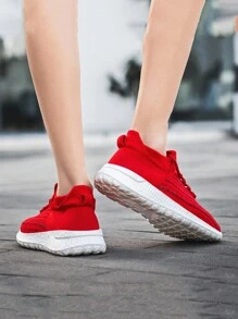 Teenagers' Comfortable And Fashionable Soft Bottom Breathable Slip-Resistant Sports Shoes