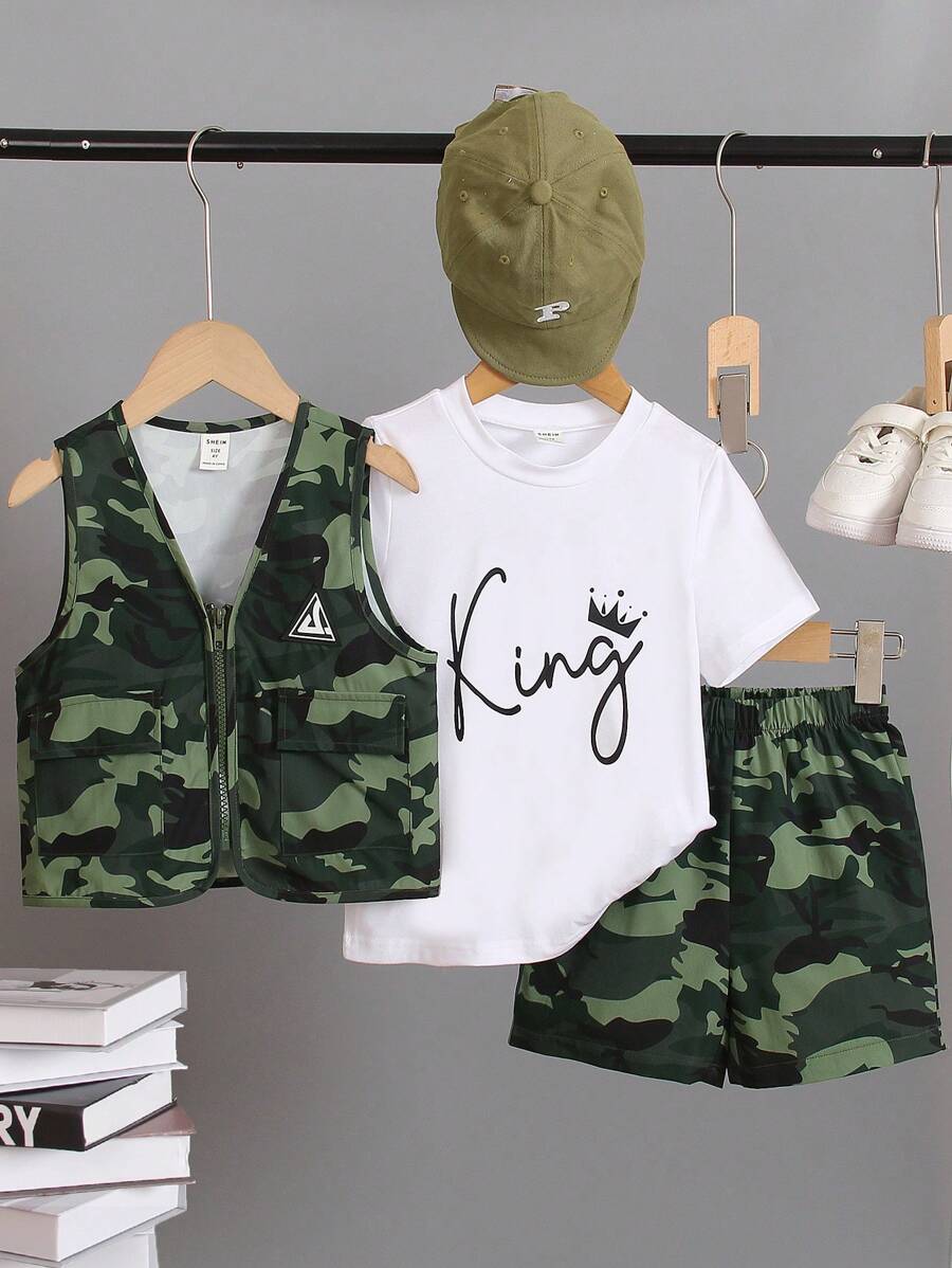 SHEIN 3 件套：字母印花短袖 T 恤、带多个口袋的迷彩背心和迷彩短裤，适合年轻男孩的街头风格夏季服装 - 彩色 - 查看 1