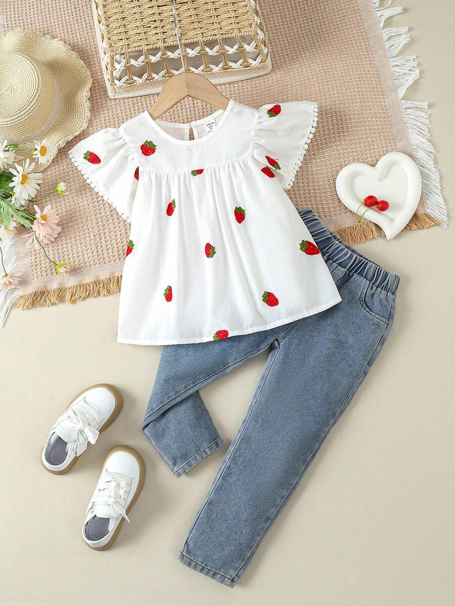 SHEIN Vintaside Kids Young Girl Toddler Girls' Cute Strawberry Doll Print White Top And Denim Shorts Set For Summer - White - View 1