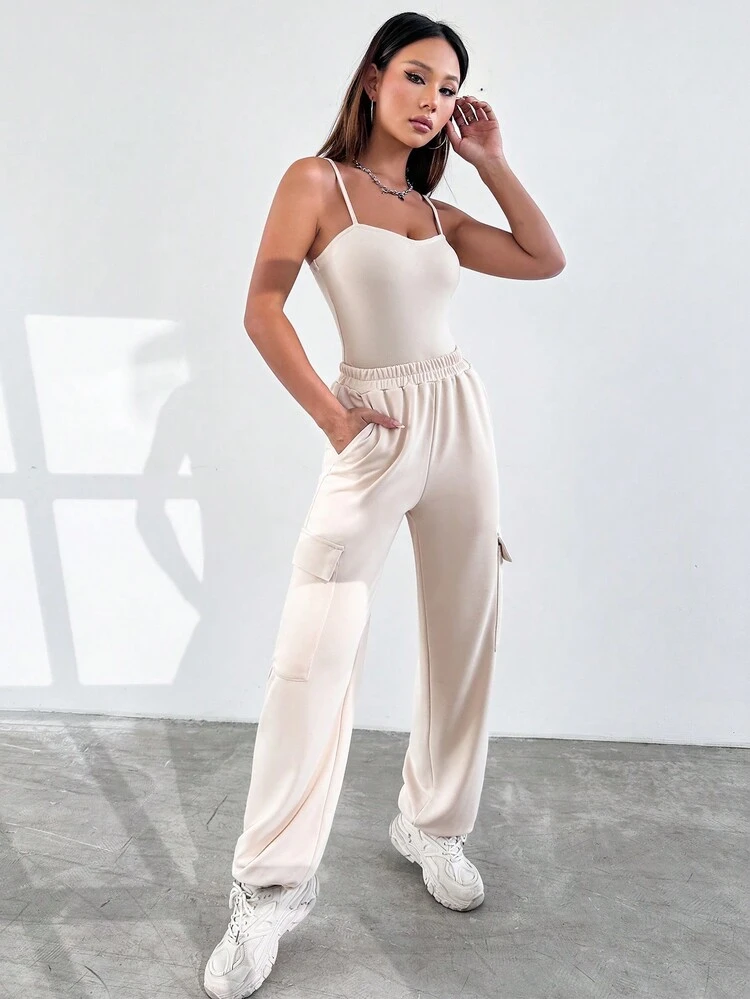 Fashionable Monochromatic Spaghetti Strap Bodysuit And Sweatpants Set For Women