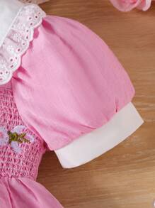 Souflis Souflis 夏季新款嬰兒女孩泡泡袖刺繡拼接甜美洋裝