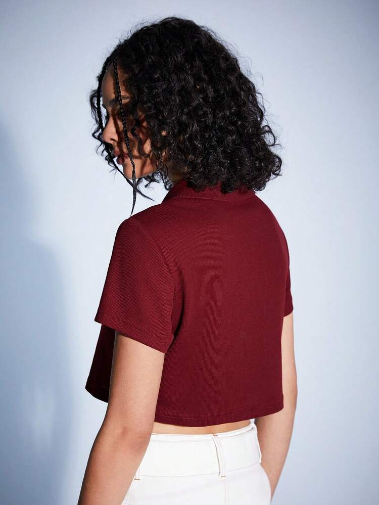 Women's Crop Top With Upward Button Design