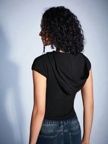 Forever 21 女式鋸齒下擺連帽短t恤 - 黑色 - 查看 2