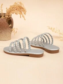 Girls' Stylish Multi-Braid Design Slippers