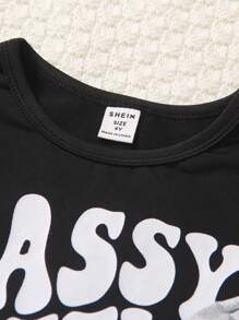 SHEIN Young Girls' Slogan Printed Short Sleeve T-Shirt And Shorts Set