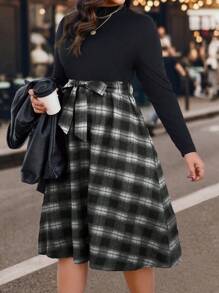 Calvaya 大尺寸格紋拼布立領連身裙 - 黑與白 - 查看 6