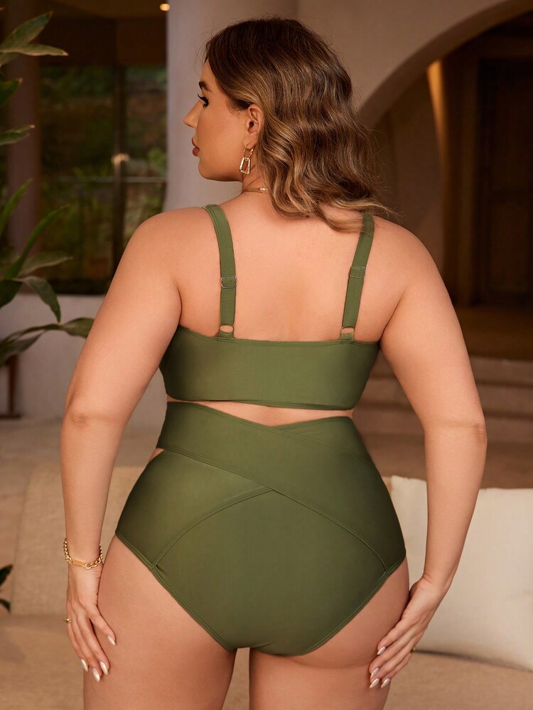 Swim Chiccia 夏季海滩女士加大码纯色前系带镂空比基尼套装 - 軍綠色 - 查看 2